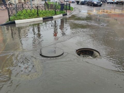 «Море волнуется раз»: мощный ливень затопил улицы в Раменском и Жуковском Новости Раменское 